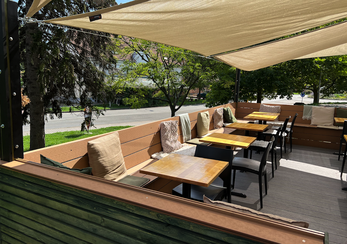 Caffe Rotatoria Medlanky